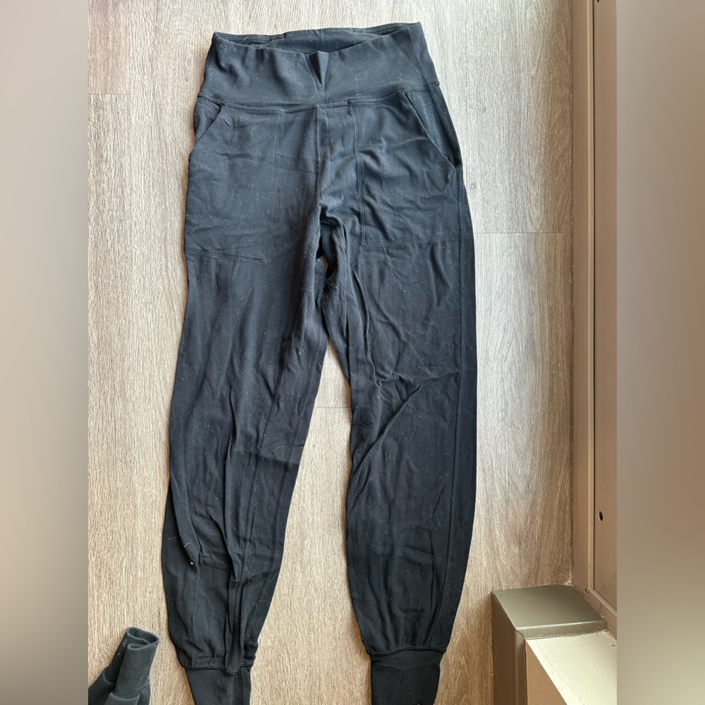 LULULEMON JOGGERS